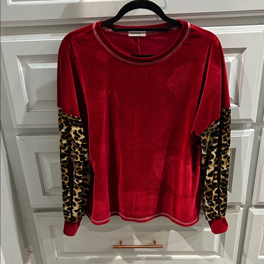 Elegant Red Velvet Long Sleeve Top with Leopard Accents